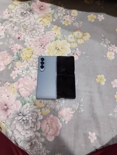 Samsung Galaxy z fold 4