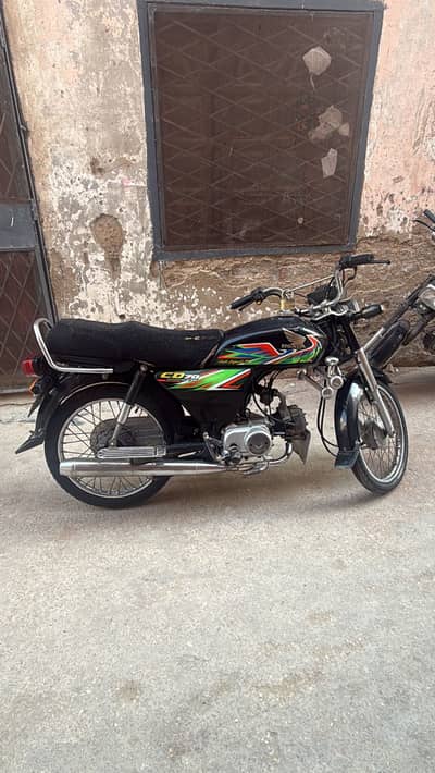 Cd 70 2021 model black