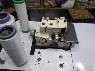 overlock machine just like new Japanese model