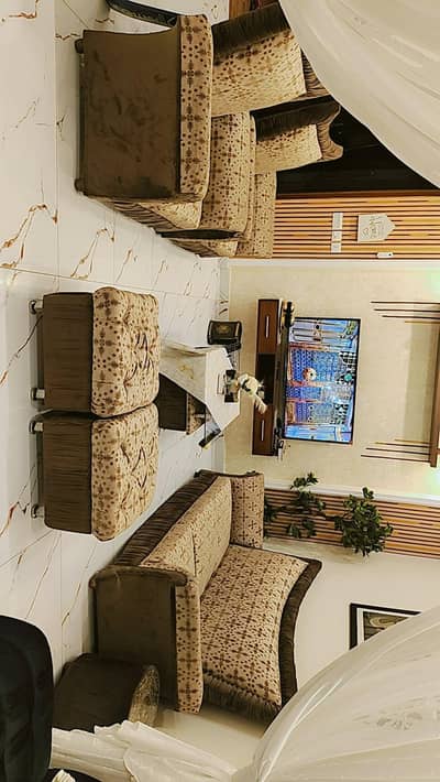 5 seater sofa set for sell -neat & clean , excellent condition