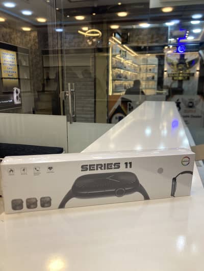 Series 11 smart watch box pack