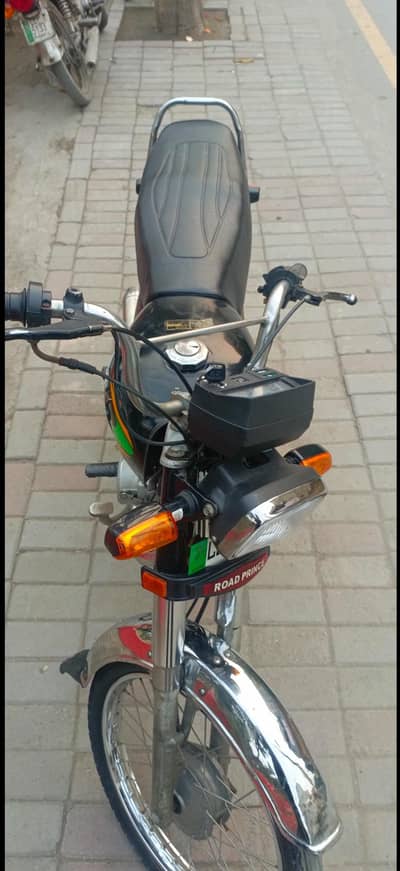 Road Prince 2021 Black