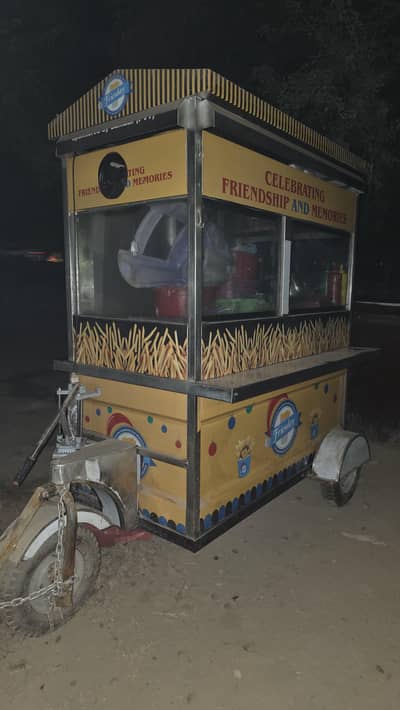 fryer cart with wheels and many features