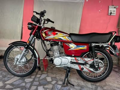 Honda 125 24/25 model
