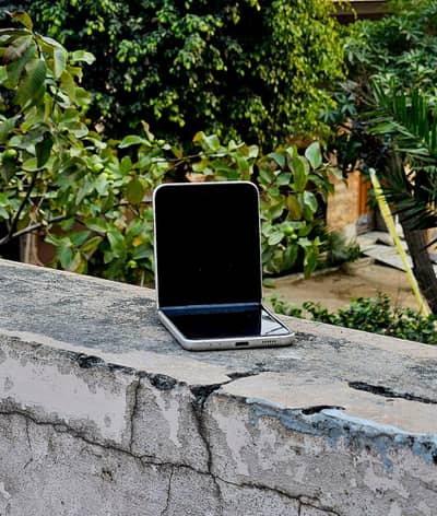 Samsung Galaxy Z Flip 3 (256) Official PTA Proved For Sale & Exchange