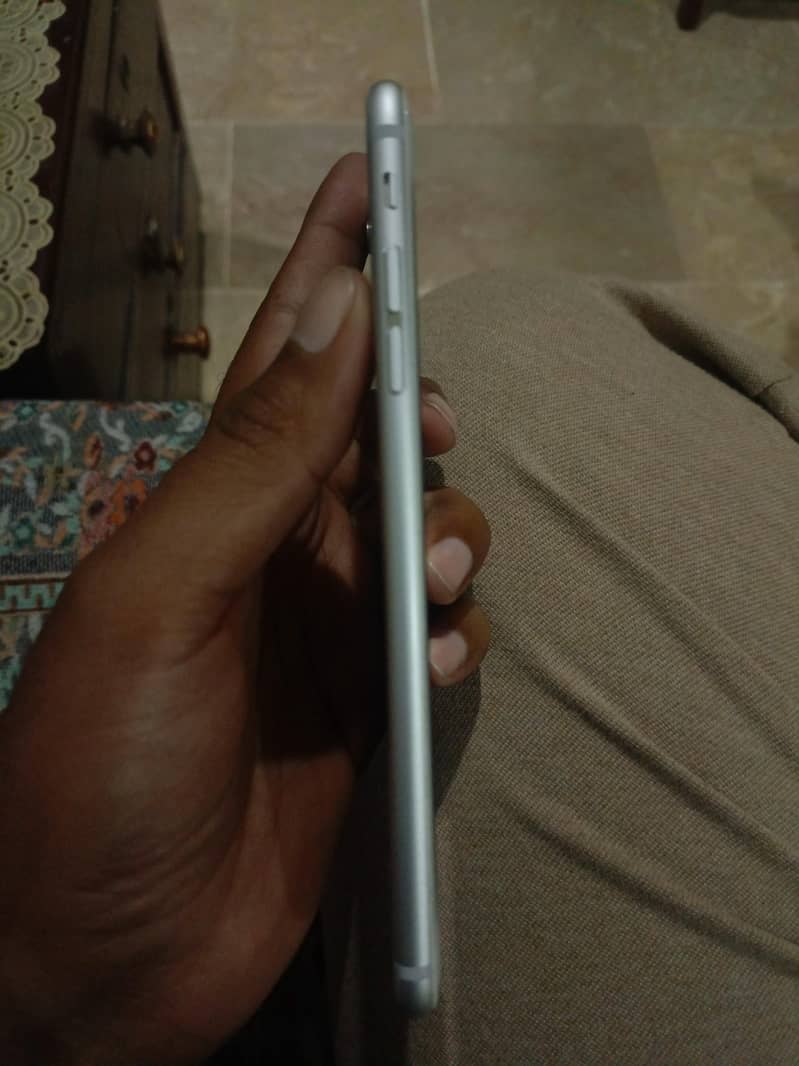 IPhone 6 Plus 2