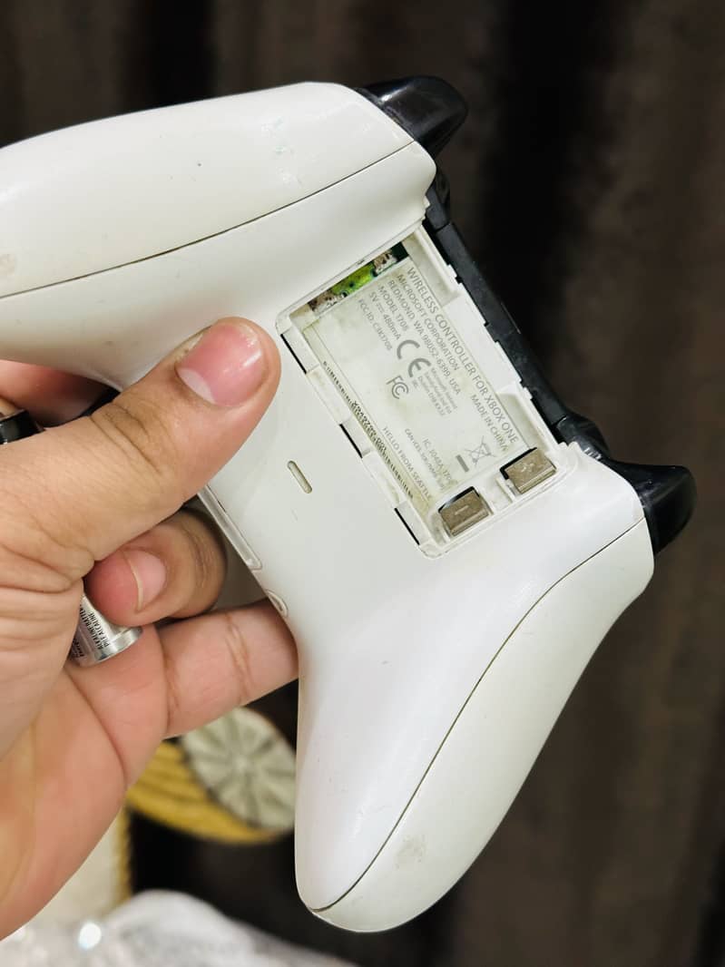 Xbox one s Controller 3