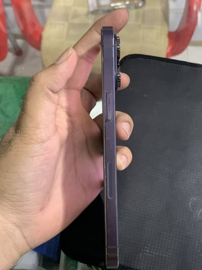 I phone 14 pro max jv