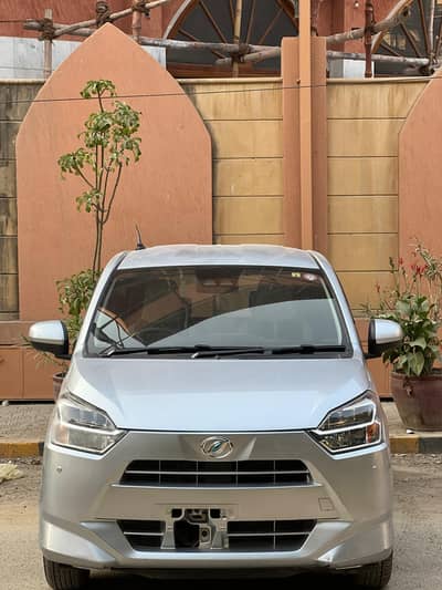DAIHATSU MIRA XSIII UNREGISTERED 4 Grade auction