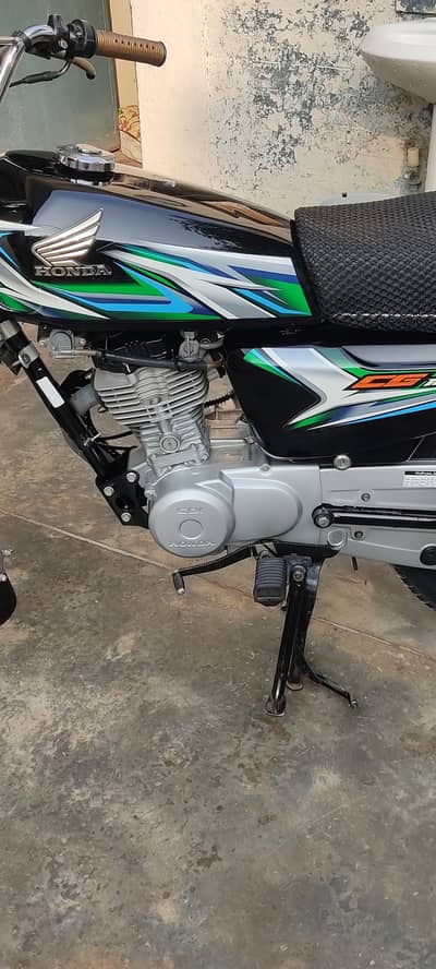 zero bike full lush condition original bike . 03009411037.03147966221