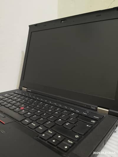 Lenovo Thinkpad T430 i5 3rd Gen 8/120 GB SSD