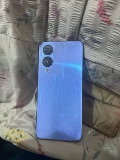 Vivo Y17s at affordable price
