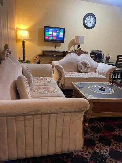 1 bed beautiful apartment for sale at f11 markaz at investor price