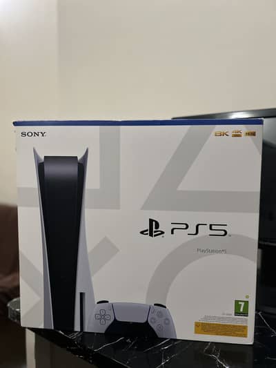 PS5 disc edition with box and all accessories