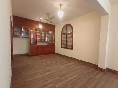 Beautiful Prime Location Demolishable House for Sale in F-10 Islamabad 511 Sq. Yds CDA Transfer Close-End VIP Street