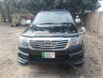Toyota Helix Vigo Model  2014 Condition Good