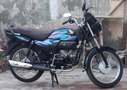 Honda Pridor 100( black ) model 202location 18 Hazari district jhang
