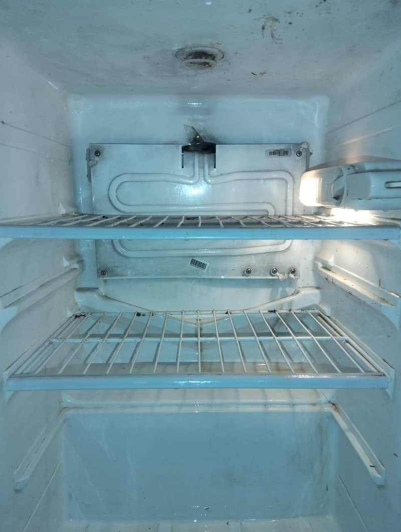 Refrigerator 1