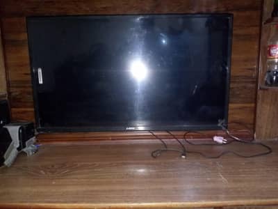 izone 40inch LED  geniun