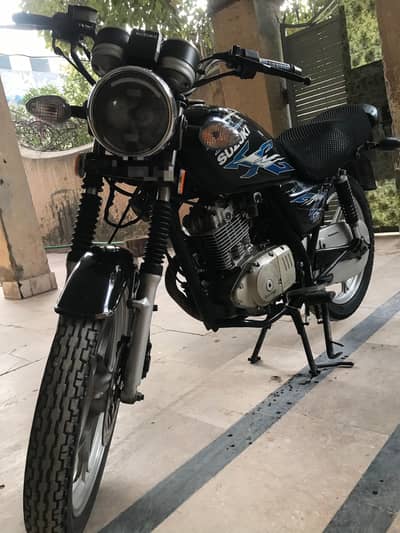 Suzuki GS150 SE