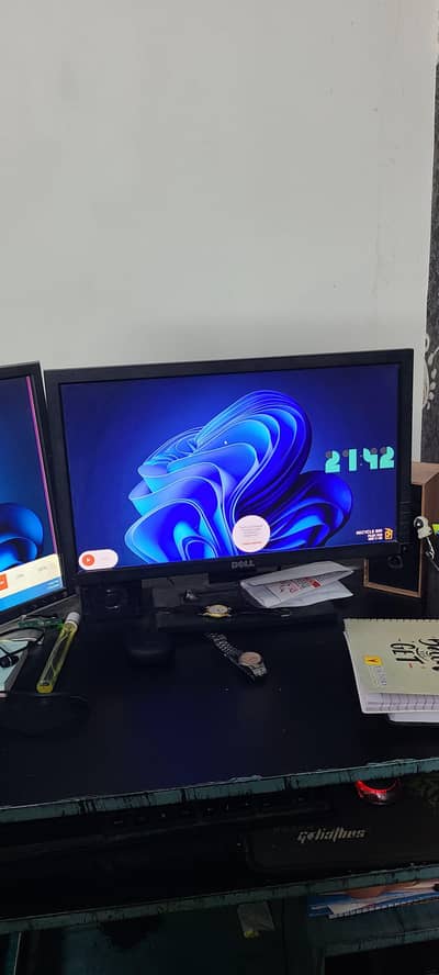 Intel core i5 4th gen Desktop PC with screen