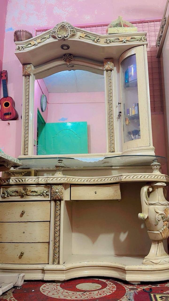 Dressing Table 2 side table free 0