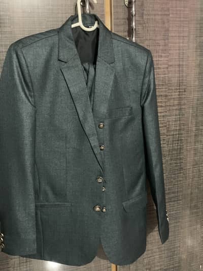 C green 3 piece Pent coat