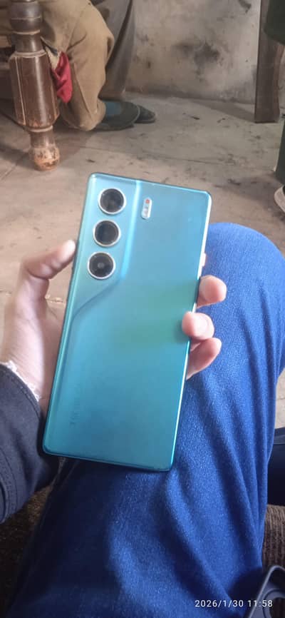 Tecno mobile dual sim pta 03170030713 8/256 6month warnty complete box