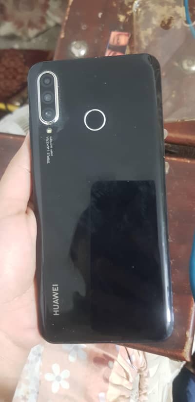 Huawei p30 lite 6/128 gb non pta pannel maiy light sa nishaan hai
