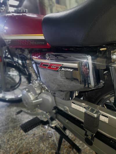 honda 125 spechial edition 25 model