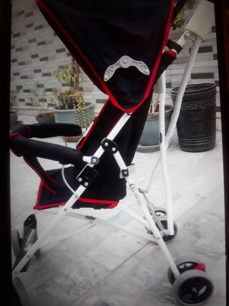 stroller 1