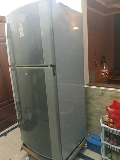 Dawlance fridge for sale large size Mai hai very cheap price
