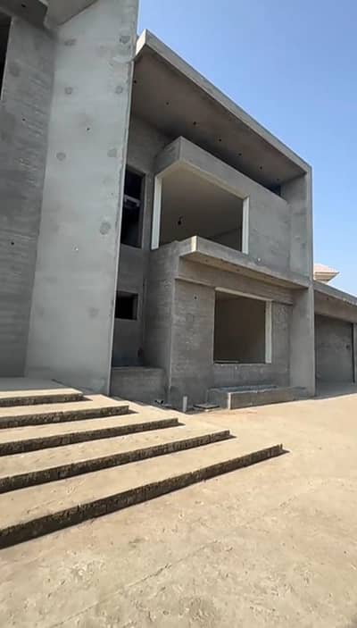 18000 square feet, 4 floors- Basement, Ground, 1st and 2nd Floor for rent