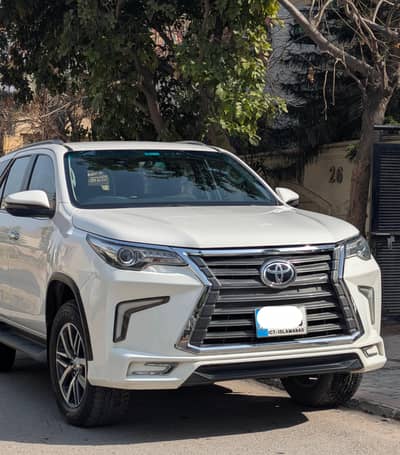 Toyota Fortuner 2.7 2021