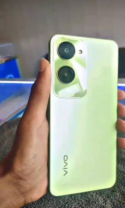 urgent sale under 20 k best device 90 hz