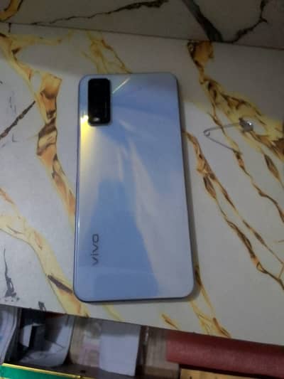 Vivo y20 4gb/64gb with only box