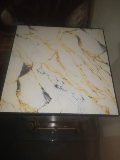 Table hn new condition 10by10 . . 03196176045