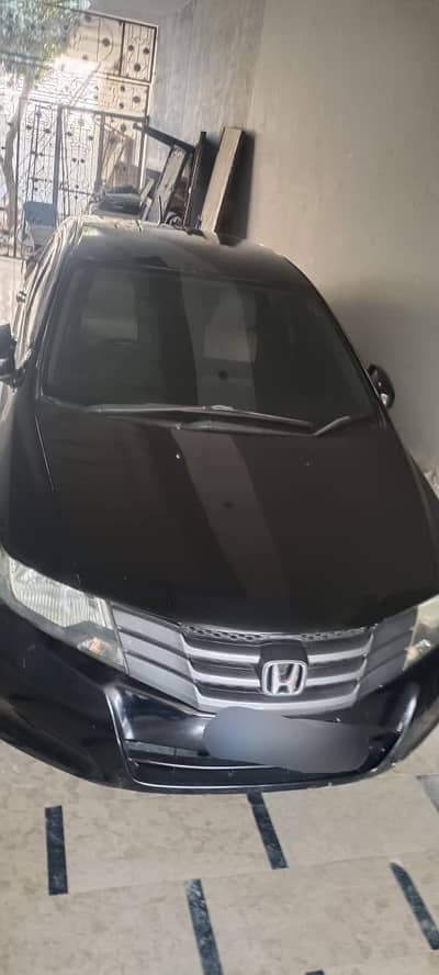 I am selling Honda city IVTEC 2012 model
