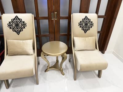 Chairs with coffee table