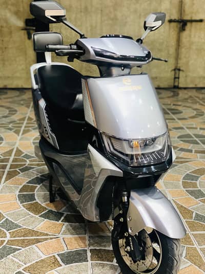 EVEON JOY Electric Scooty