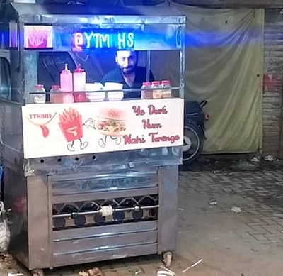 bun kabab and fries stall
