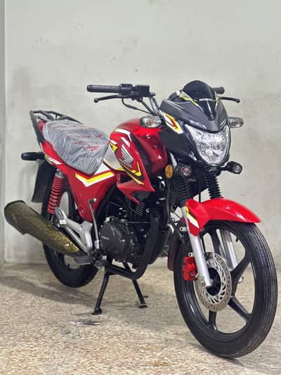 Honda cb150f 2025 model ( 600 km used )