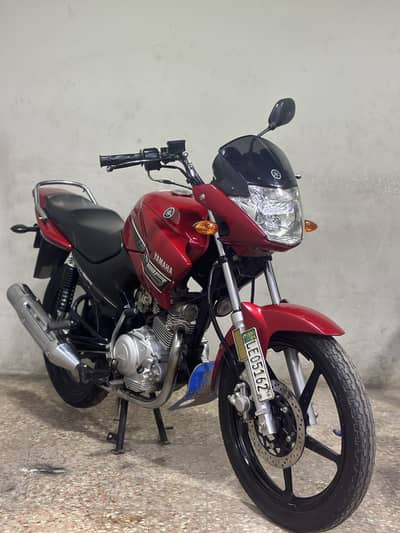 Yamaha ybr125cc 2016 model ( janpnies model 18000 used only )