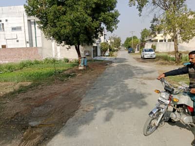 LOW PRICE PLOT FOR SALE/ TIP PH2 18 MARLA PLOT FOR SALE / LAHORE PROPERTY FOR SALE