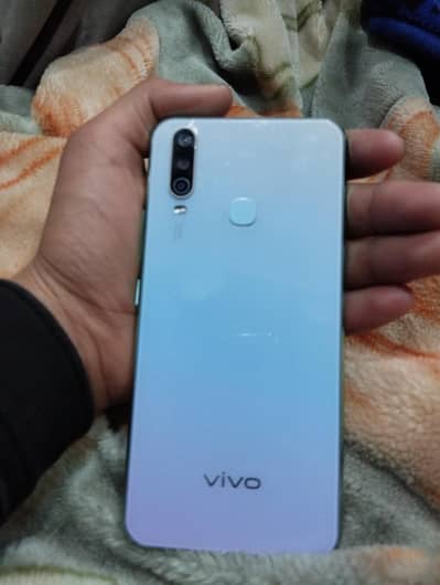 vivo y17