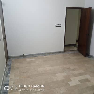 Sale flat Moon Garden 2bed lounch 4th Lift Alladin park to Sunday bazaar ki back pe