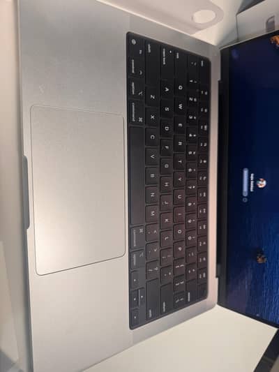 MacBook Pro 14 Inch Apple M3 | 16GB RAM | 1TB SSD | Box Pack
