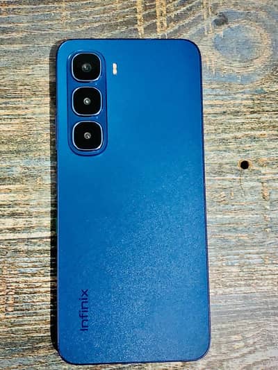 Infinix hot 60i 8/128 GB with full box