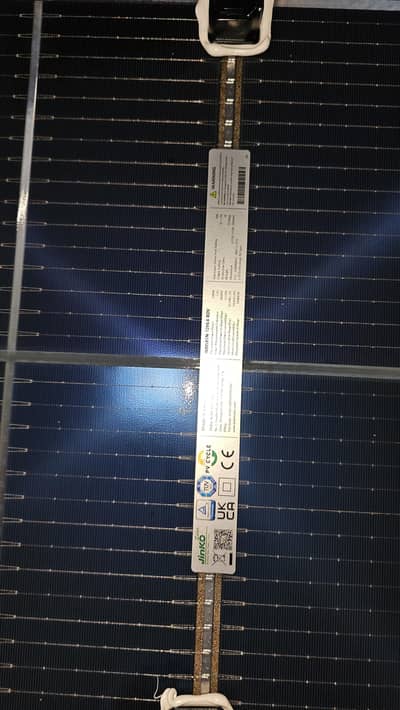 Jinko 585 watt Bificial 6 plates