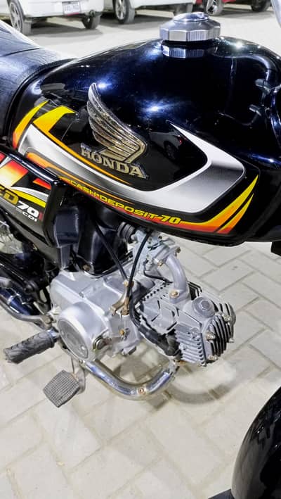 Honda CD70 2022 model Karachi num 1st owner Genuine condition
